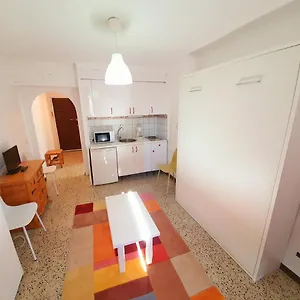Estudio Karina Beach-4 Empuriabrava